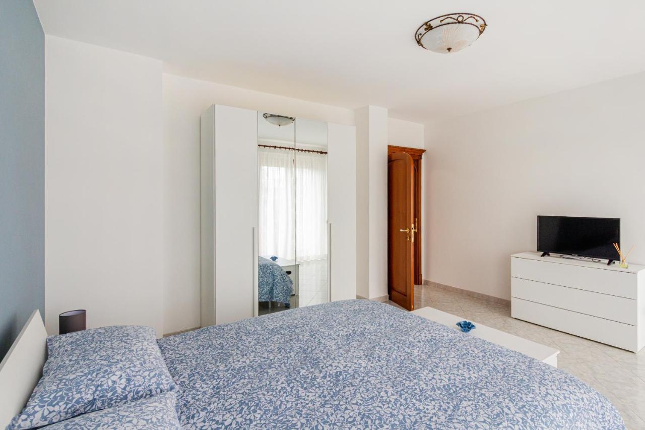 La Casa Di Adalgisa Apartment Фазано Екстериор снимка